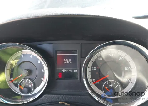 2013 Dodge Grand Caravan Sxt from USA, damaged, VIN 2C4RDGCG0DR717541